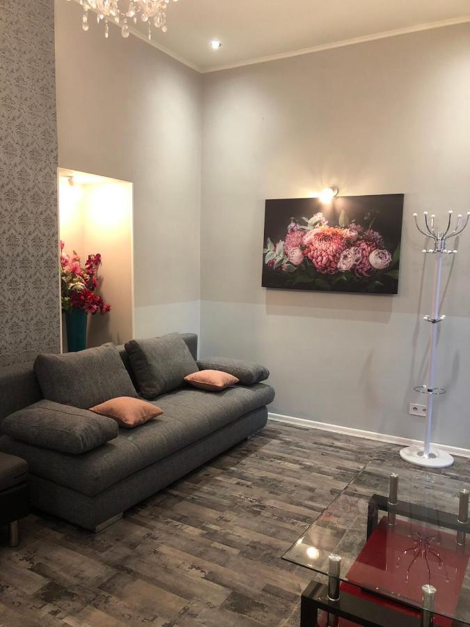 Cozy Homestay At Prague Main Station ภายนอก รูปภาพ