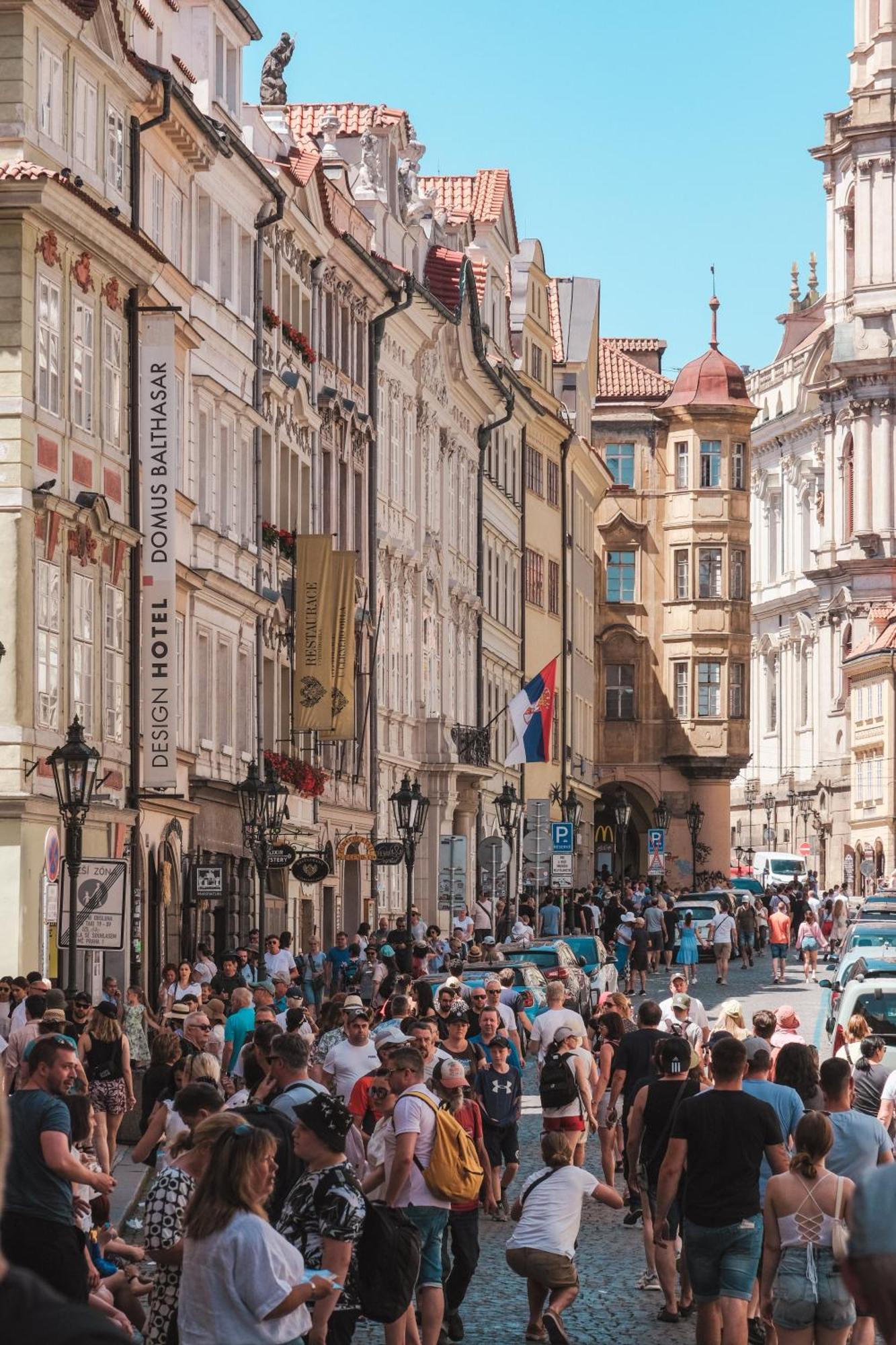 Cozy Homestay At Prague Main Station ภายนอก รูปภาพ