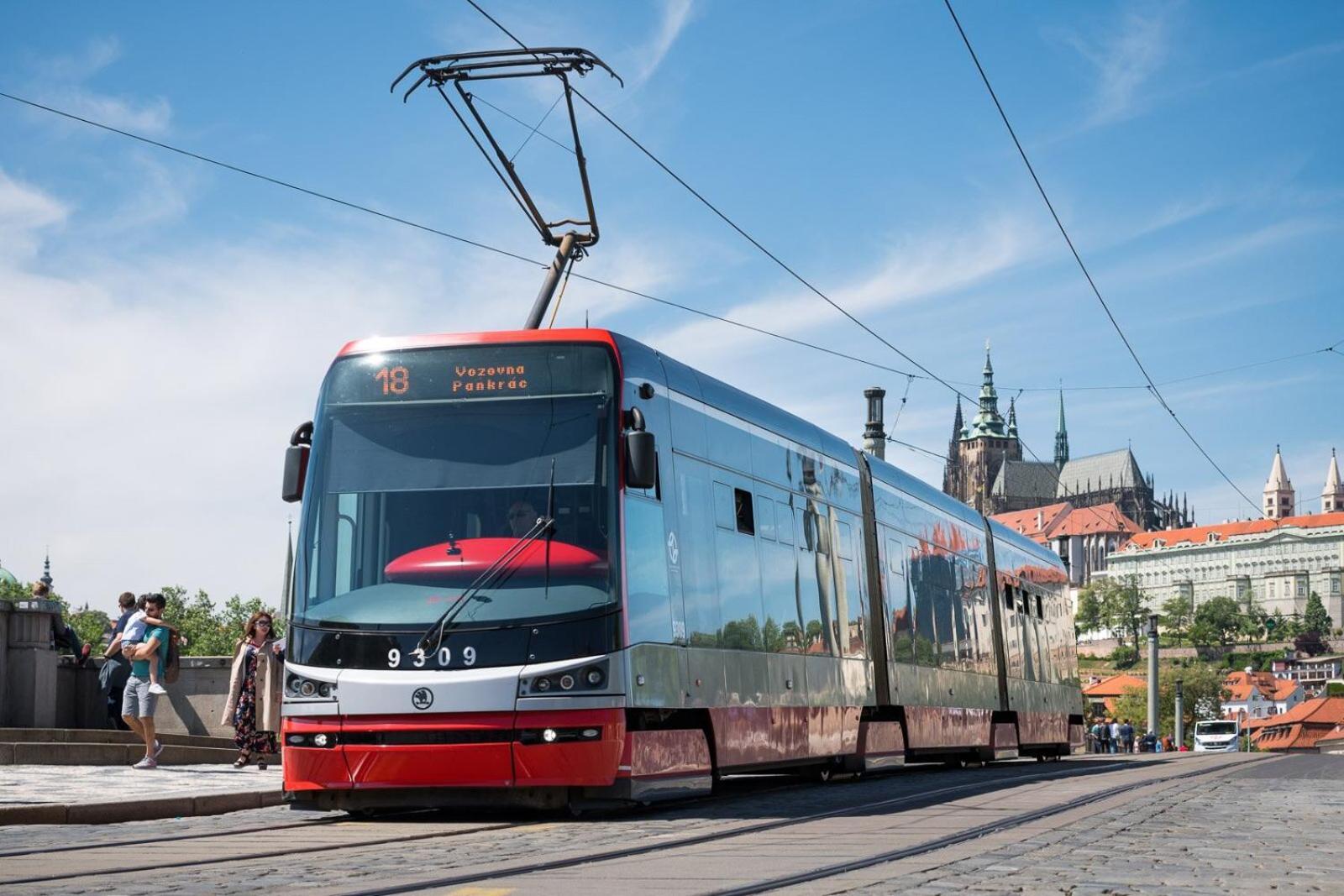 Cozy Homestay At Prague Main Station ภายนอก รูปภาพ